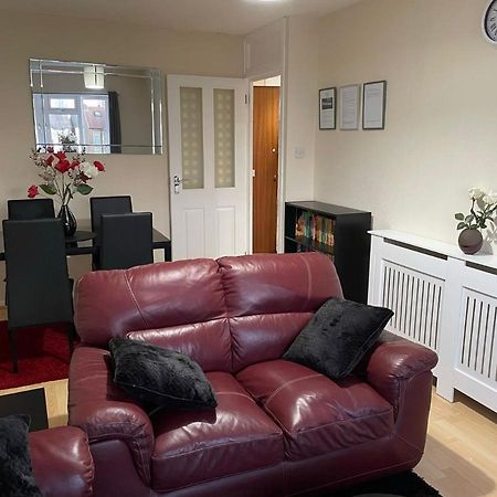 Nnk Air Bnb Enfield Ngoại thất bức ảnh